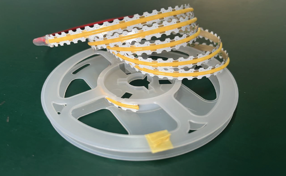 Zigzag COB Single Color LED Strip, 400Leds/m, 24V, 10W/m, 8mm